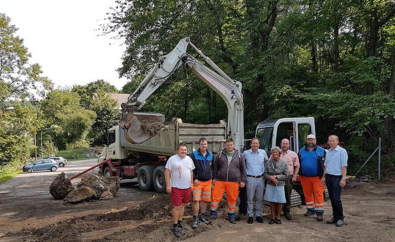 Erweiterung Des Parkplatzes Vis A Vis Der Kirche